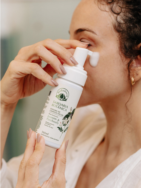 Espuma Facial BioEssência – Limpeza, Hidratação e Equilíbrio para Sua Pele
