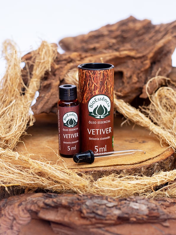 Óleo Essencial de Vetiver 5ml - BioEssência